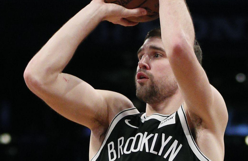 开云·体育官方网站里程碑夜里昂手感冰凉达拉斯独行侠窗口期完成体检，现场解说直呼：底特律活塞关键时刻遗憾出局的简单介绍